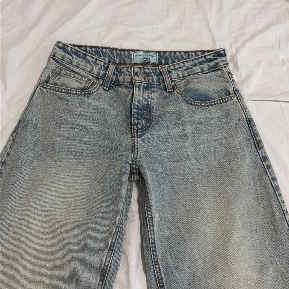 Revice Light Wash Jeans Size 24